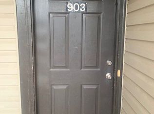903 Applewood Ln, Fayetteville, NC 28303