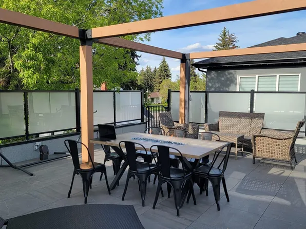 10038 142nd St NW, Edmonton, AB T5N 2N5