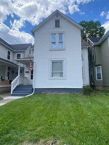 461 Oakwood Ave Photo 1