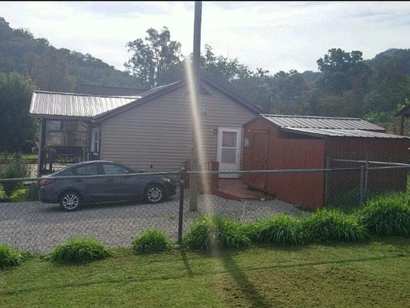 2nd image of 45 Cawood St