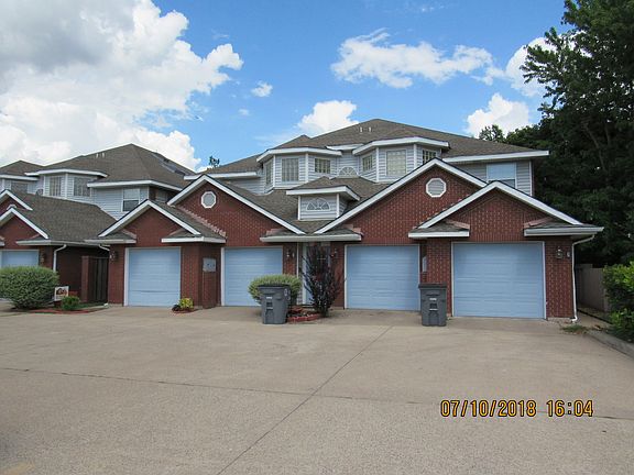 2nd image of 501 NW Fairway Villas Dr #2B-2BA-1100SQFT