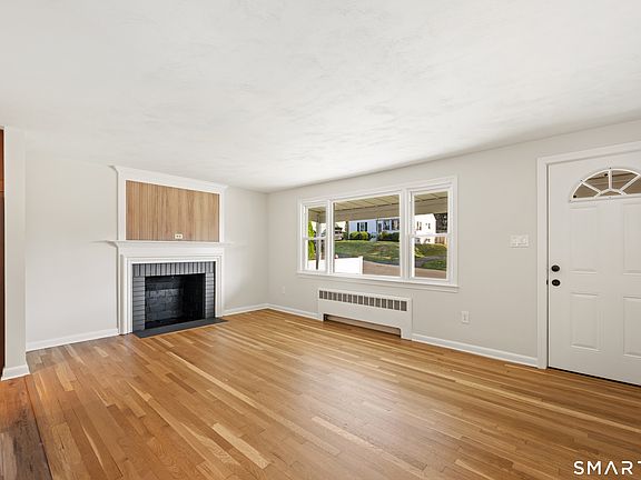 4th image of 24 Pentlow Avenue