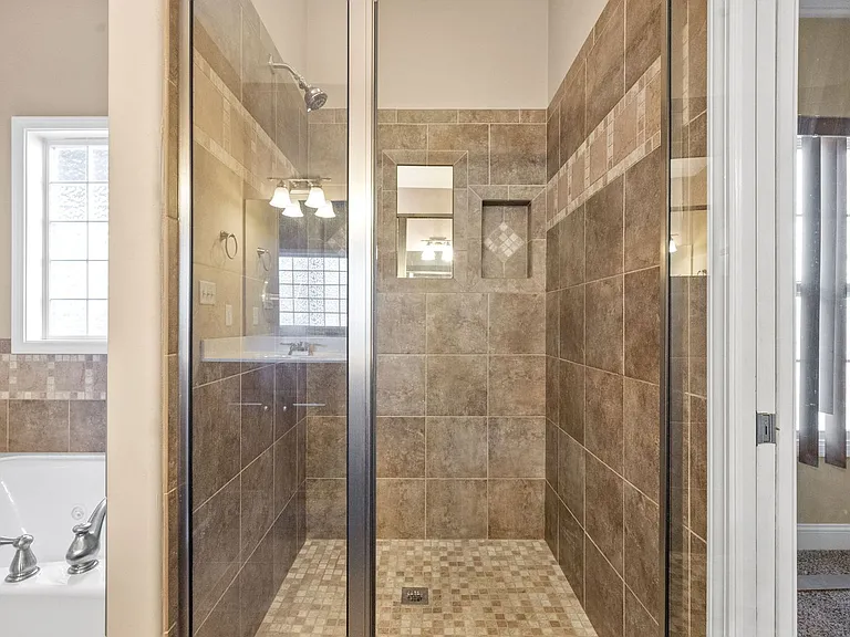 955 Terraceside Cir — Photo 21