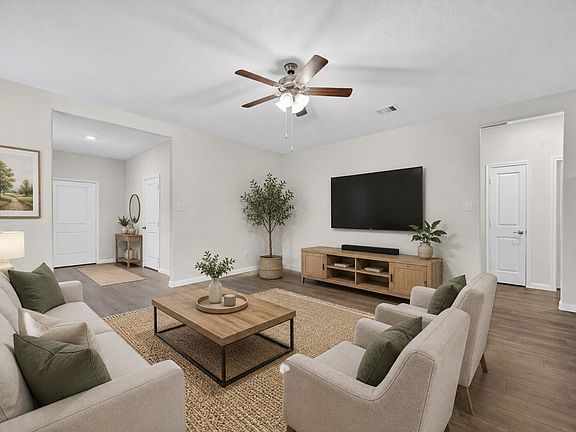 2nd image of 3955 Oak Creek Cir