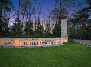 14 Wax Myrtle Ln, Covington, LA 70433