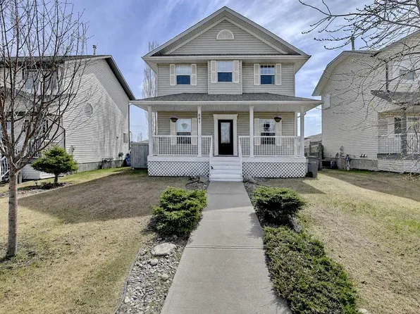 291 N Pinnacle Dr, Grande Prairie, AB T8W 2P8