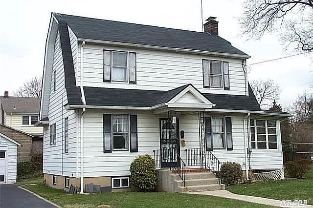 1st image of 107 Elm St