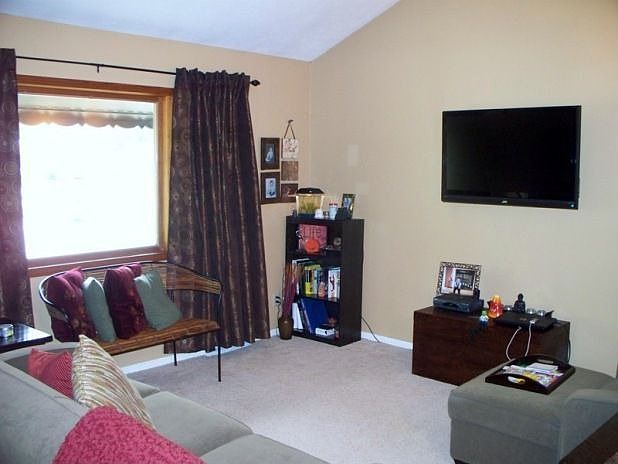 1st image of 6384 Brooks Blvd
