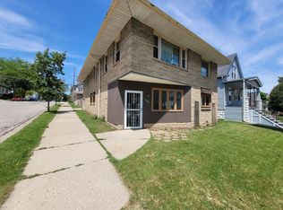 3700 E Squire Ave, Cudahy, WI 53110