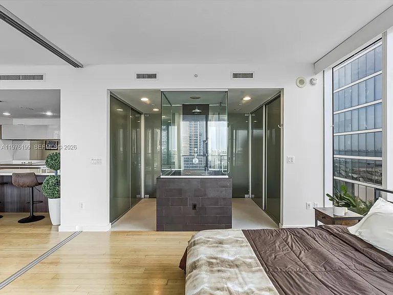1040 Biscayne Blvd #1107 — Photo 24