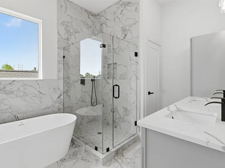 5512 Hardy St — Photo 17