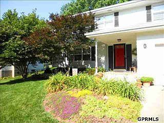 2nd image of 822 S 120th Ave