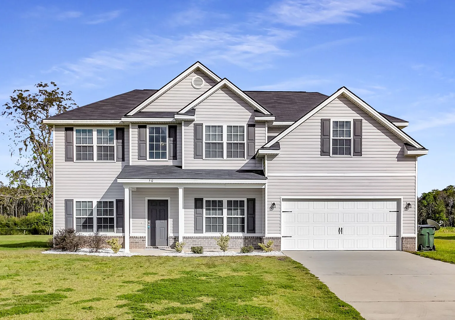 4 bedroom 2.5 home located Huntington neighborhood close to Ft. Stewart — Photo 1