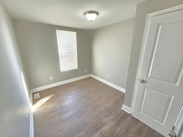 3169 Ravenwood Ave — Photo 8