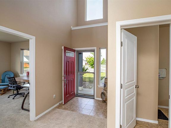 4th image of 5110 Monica St