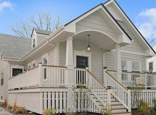 437 June Ter, Barrington, IL 60010