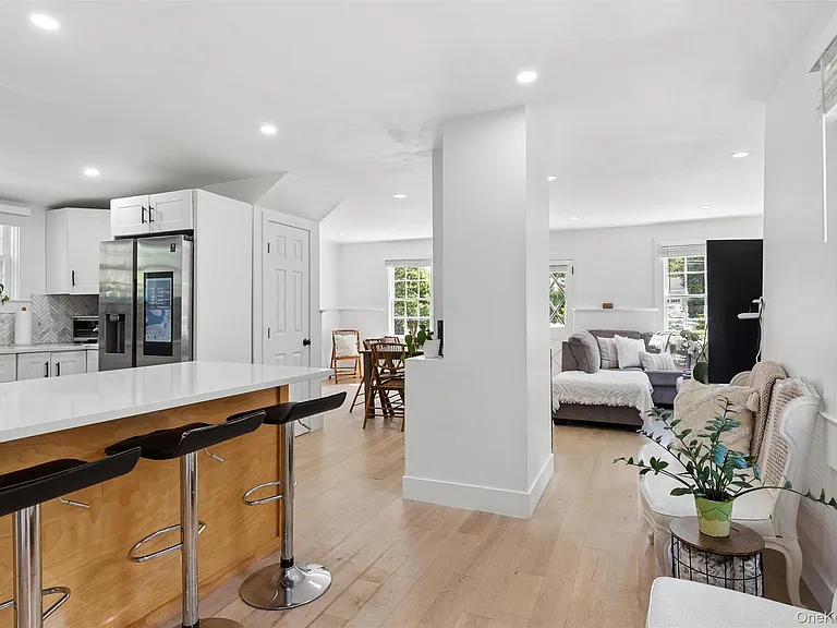 243 Sunset Ave — Photo 15