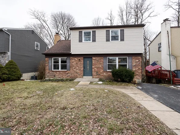 311 Crescent Hill Dr, Havertown, PA 19083