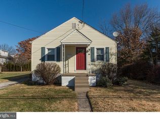 2537 Woodland Rd, Roslyn, PA 19001