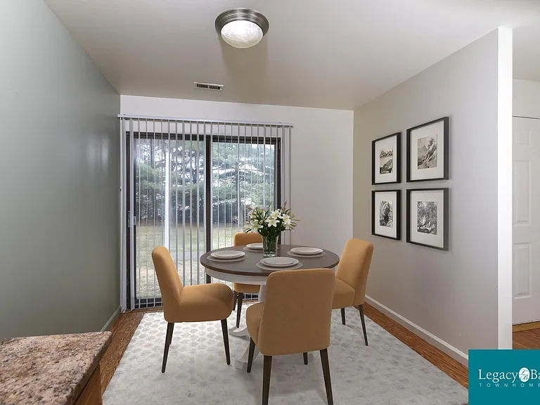 Legacy Bay Townhomes — Photo 7