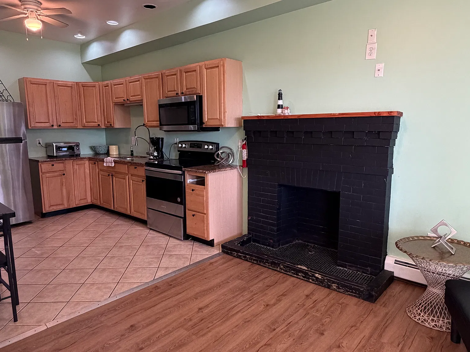 1 bed, $1,400 — Photo 3