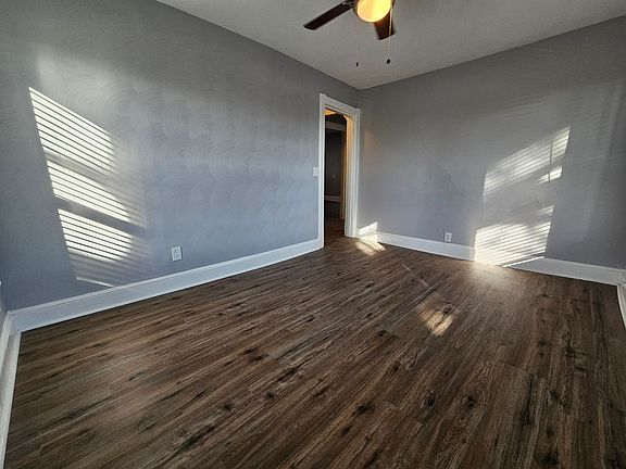 3rd image of 3235 Flanders Ave APT 3