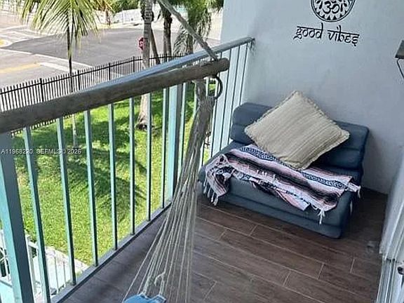 5th image of 140 NW 14th Ave APT 6