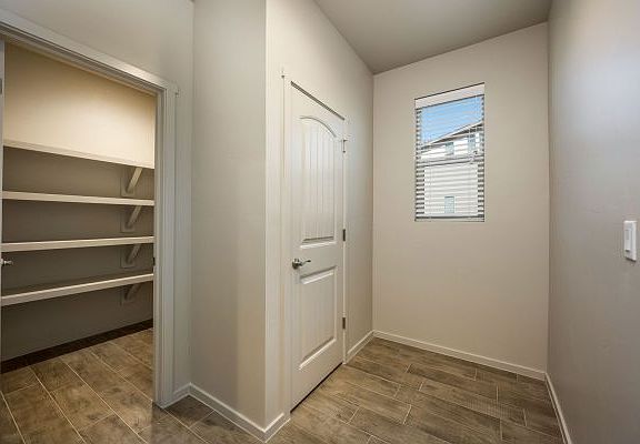 5th image of 2402 Briscoe Ave #2LO0X8