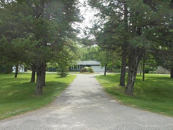 4th image of 416 30th Ave N