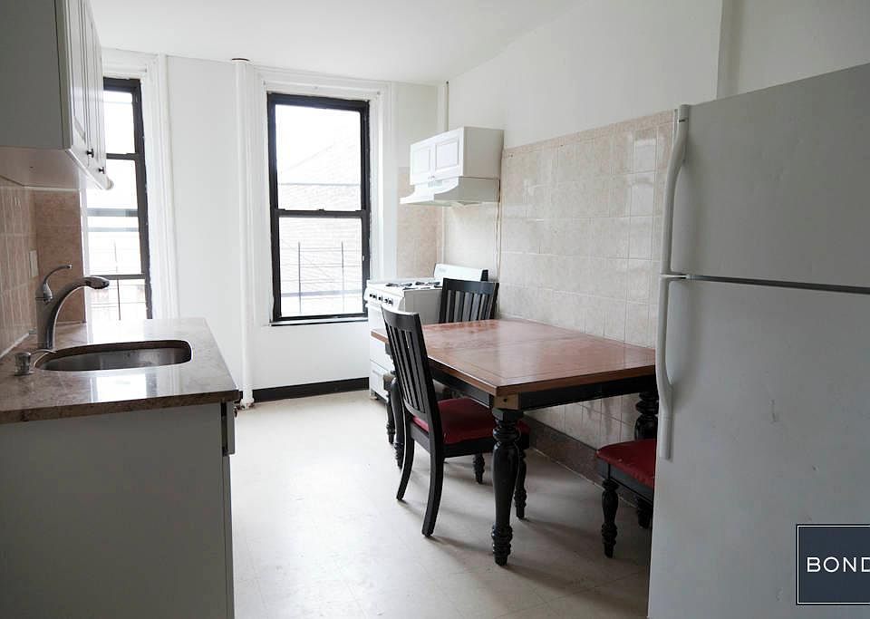 1st image of 210 E 111th St APT 3W