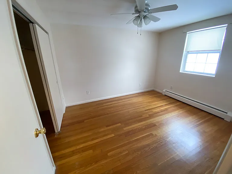 41 Kilby St #11 — Photo 10