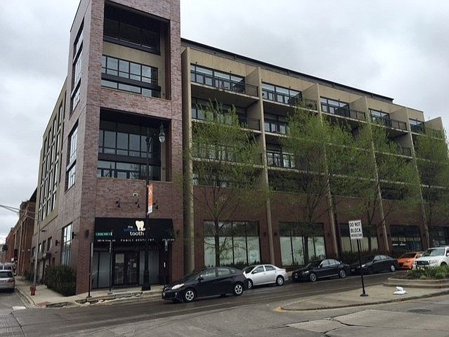 1st image of 3946 N Ravenswood Ave APT 504