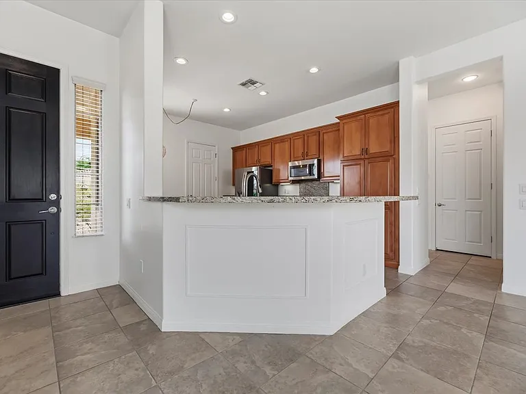 81916 Avenida Del Toro — Photo 21
