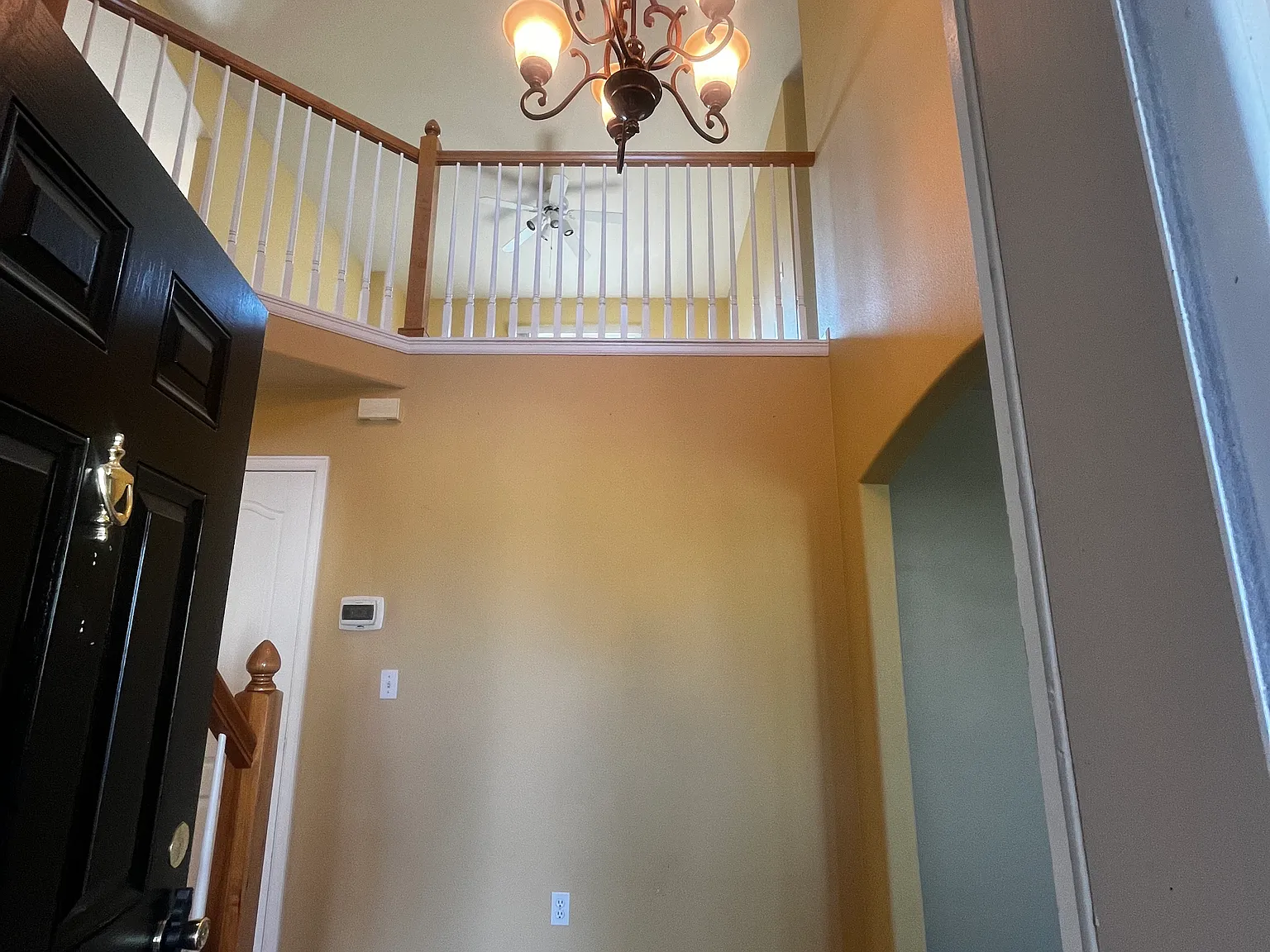 4 bed, 3268 sqft, $3,250 — Photo 1