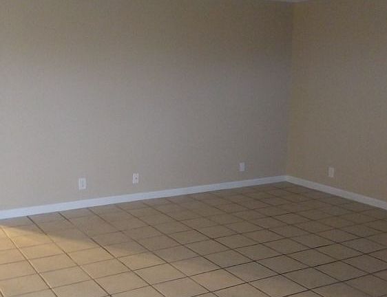 3rd image of 1924 Avenue H APT 16
