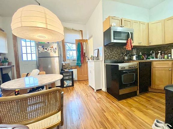 2nd image of 294 McGuinness Blvd #2F
