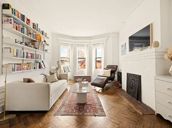 951 President St APT 4F, Brooklyn, NY 11215