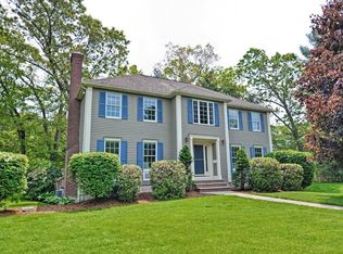 1 Acorn Knoll Dr, North Reading, MA 01864