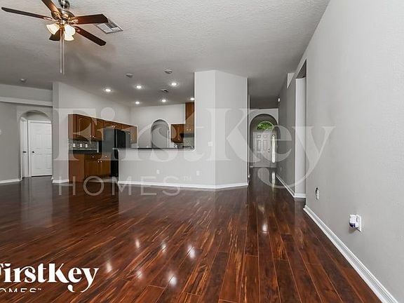 3rd image of 2524 Wheeler Groves Dr