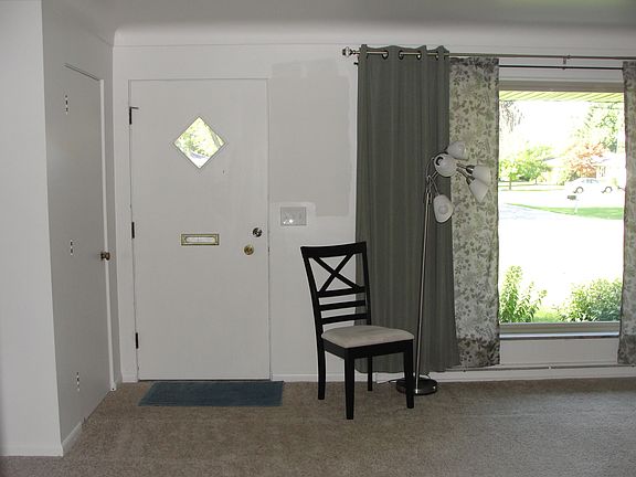 5th image of 2650 Linda St