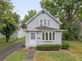 101 Melbourne St, Vestal, NY 13850