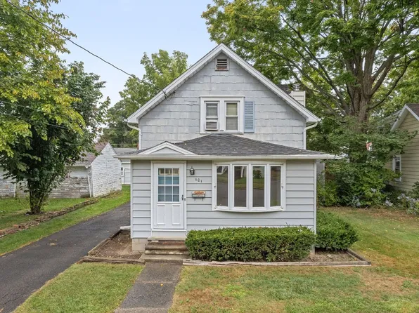 101 Melbourne St, Vestal, NY 13850