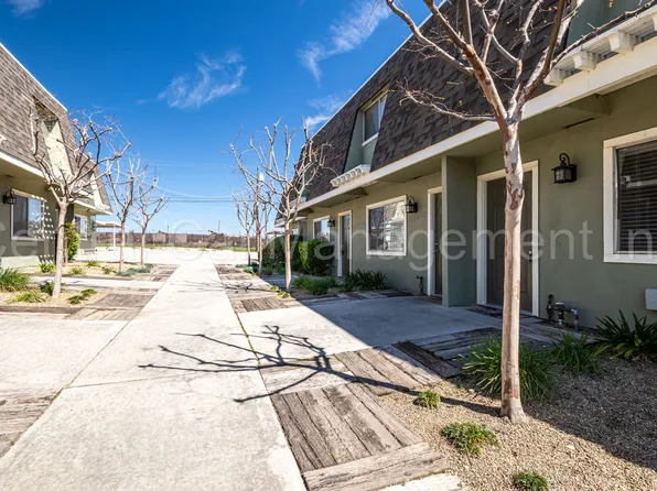 930 Day Ave., 930 Day Ave APT C, Bakersfield, CA 93308