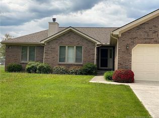150 N Chipaway Ln, Scottsburg, IN 47170