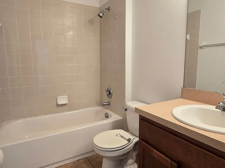 1500 Kayuni Dr — Photo 4