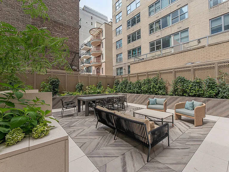 249 E 62nd St #3B — Photo 18