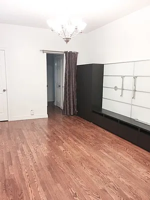 Sold by Remax Real Estate Professionals | media 19