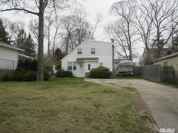 4th image of 29 Woodlawn Ave