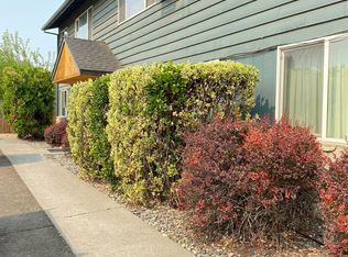 1615 E 10th St #4, The Dalles, OR 97058