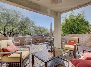 1750 E Redstart Rd, Green Valley, AZ 85614